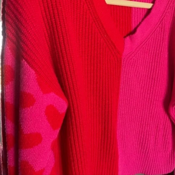 Miami Red and Hot Pink Heart Puff Sleeve V-Neck Oversized Crop Sweater - Picture 5 of 11